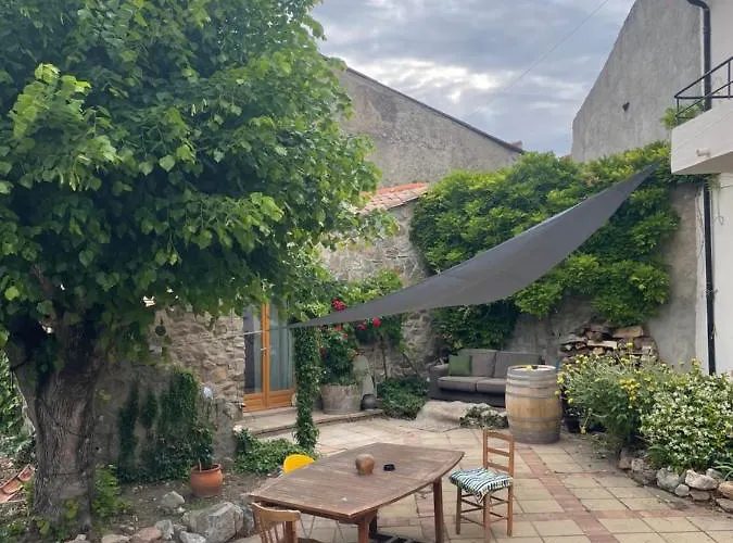 Esclarmonde 18 Gasthuis 3*