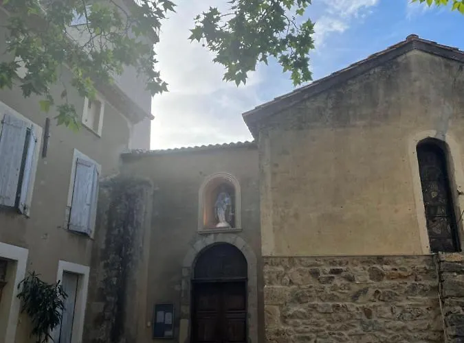 Esclarmonde 18